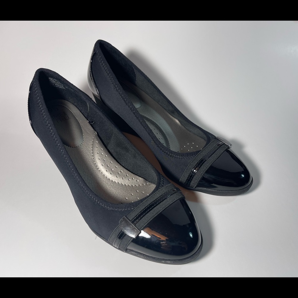 TIME AND TRU Women's Shoes Black Fabric Patient Leather Platform Pamps Size:9.5